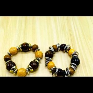 Two brown tone stretch bracelets